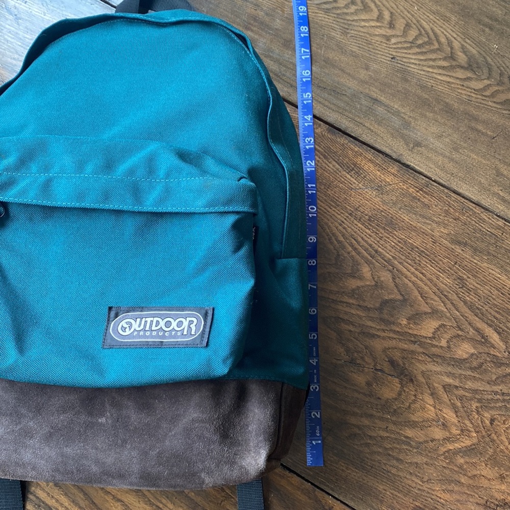 Backpack - Picture 7 of 8